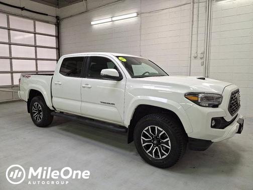 2022 Toyota Tacoma TRD Sport