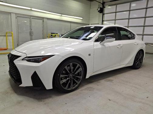 2022 Lexus IS 350 Base
