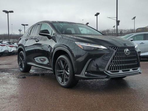2026 Lexus NX 450h+ Luxury