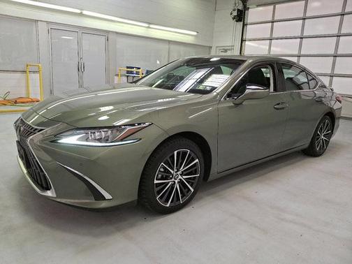 2023 Lexus ES 350 Base