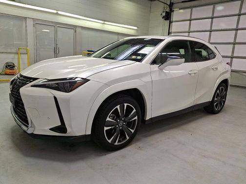 2023 Lexus UX 250h Base