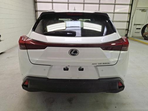2023 Lexus UX 250h Base