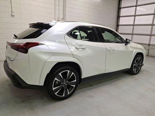 2023 Lexus UX 250h Base