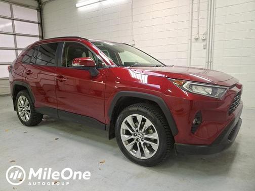 2021 Toyota RAV4 XLE Premium