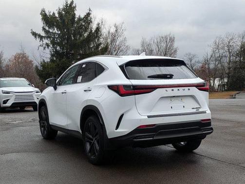 2026 Lexus NX 450h+ NX 450h+ Luxury
