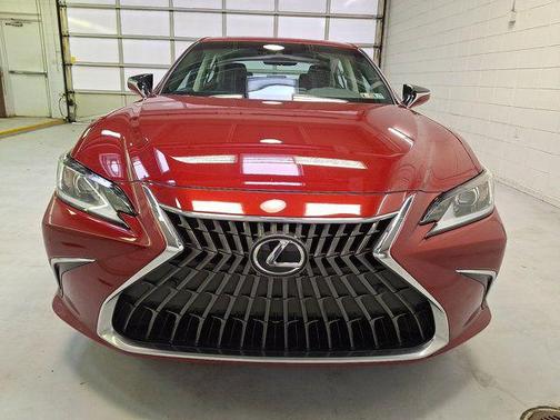 2022 Lexus ES 250 Base