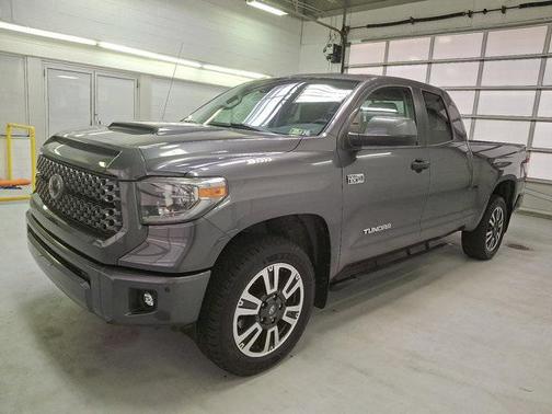 2018 Toyota Tundra SR5