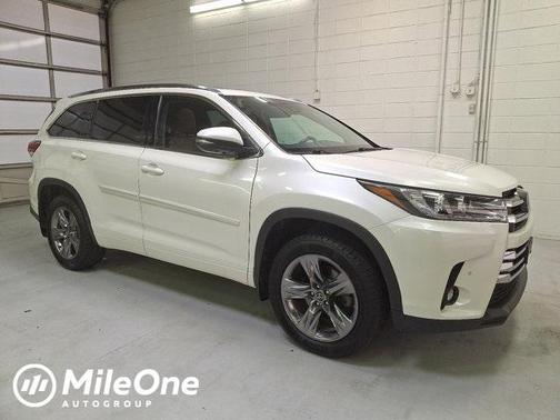 2019 Toyota Highlander Limited Platinum