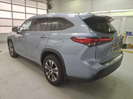 2020 Toyota Highlander Hybrid XLE