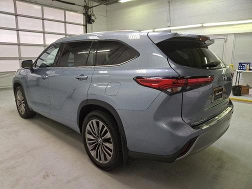 2020 Toyota Highlander Platinum