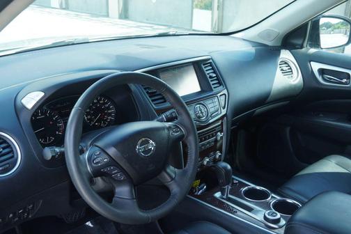 2015 Nissan Pathfinder Platinum