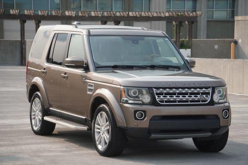 2015 Land Rover LR4 Base