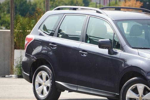 2015 Subaru Forester 2.5i