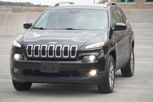 2018 Jeep Cherokee Latitude Plus