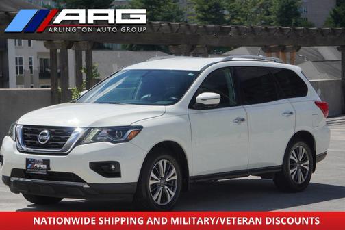 2017 Nissan Pathfinder SL