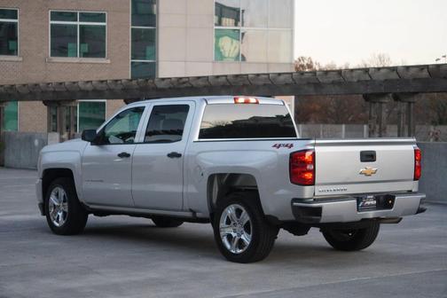 2018 Chevrolet Silverado 1500 Custom