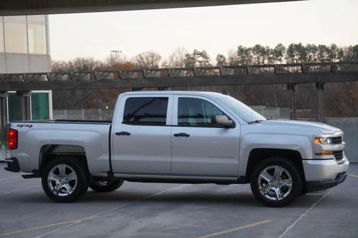 2018 Chevrolet Silverado 1500 Custom