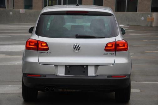 2012 Volkswagen Tiguan LE