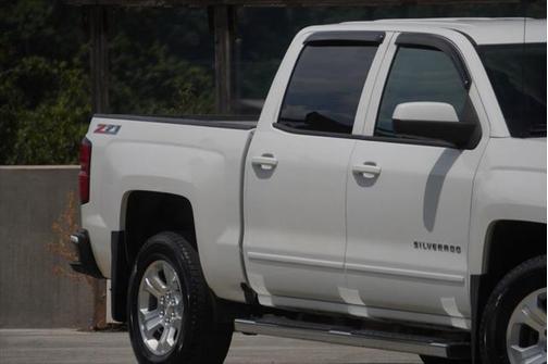 2017 Chevrolet Silverado 1500 2LT