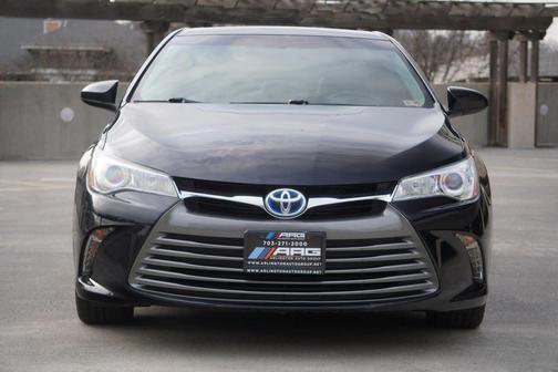 2017 Toyota Camry Hybrid XLE