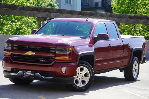 MAROON 2016 Chevrolet Silverado 1500 2LT
