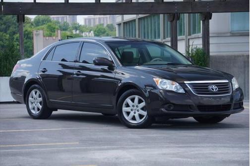 2010 Toyota Avalon XL