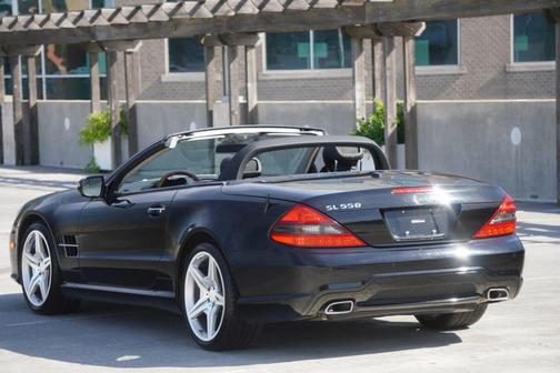 2011 Mercedes-Benz SL-Class SL 550 Roadster 2D
