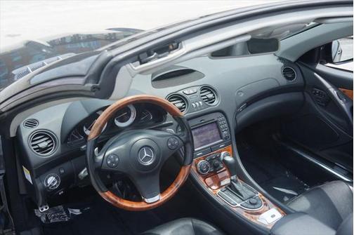 2011 Mercedes-Benz SL-Class SL 550 Roadster 2D