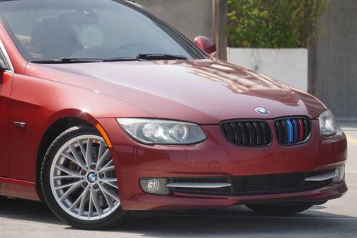 2011 BMW 335 335i Convertible 2D