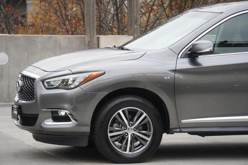 2018 INFINITI QX60 Base
