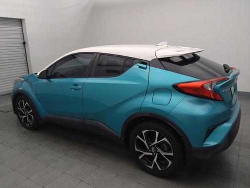 Iceberg/Radiant Green Mica 2018 Toyota C-HR XLE Premium
