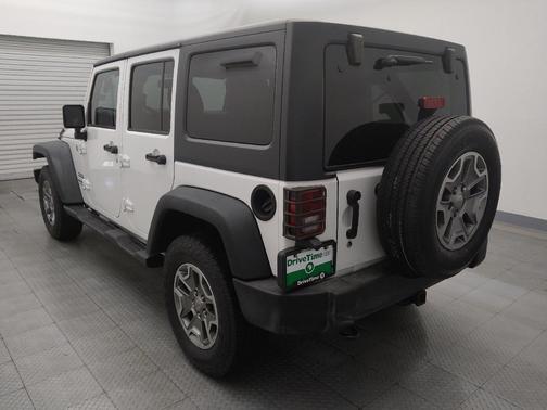 Bright White Clearcoat 2016 Jeep Wrangler Unlimited Sport