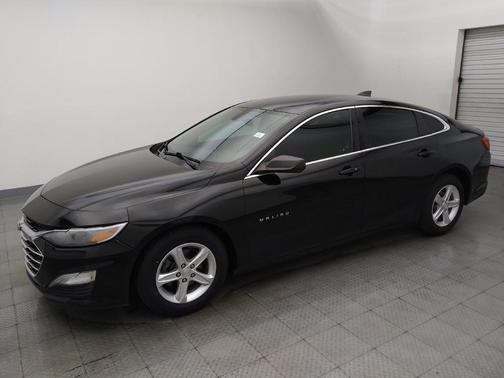 Mosaic Black Metallic 2019 Chevrolet Malibu 1LS