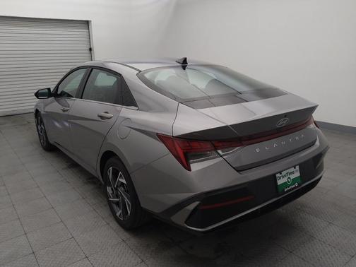 Gray 2025 Hyundai ELANTRA SEL