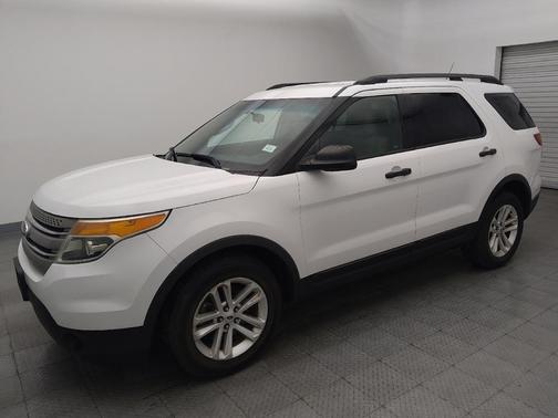 Ruby Red Metallic Tinted Clearcoat 2015 Ford Explorer Base