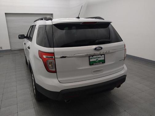 Ruby Red Metallic Tinted Clearcoat 2015 Ford Explorer Base