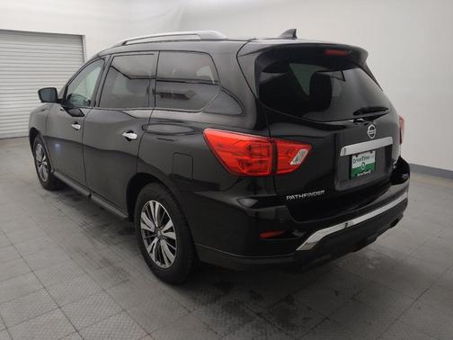 Magnetic Black Pearl 2019 Nissan Pathfinder SL