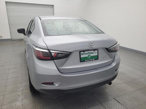 2017 Toyota Yaris iA Base