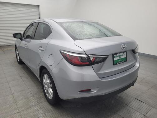 2017 Toyota Yaris iA Base