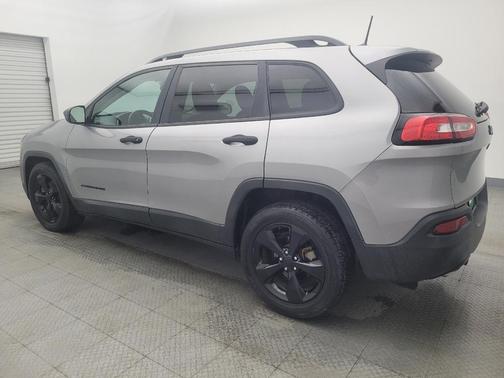 2016 Jeep Cherokee Sport