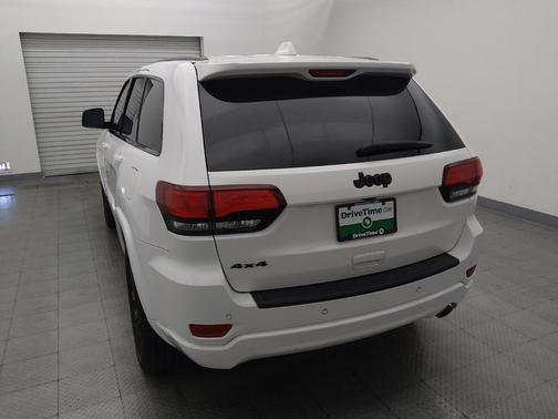 Bright White Clearcoat 2019 Jeep Grand Cherokee Altitude