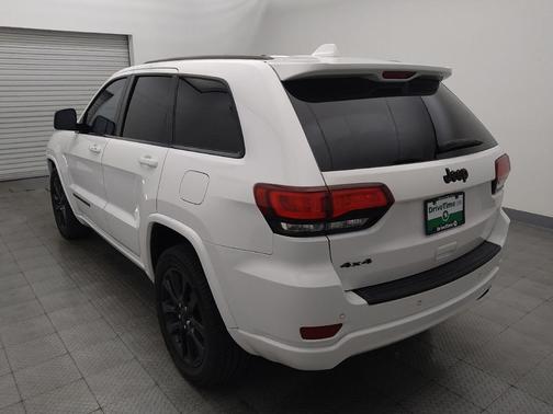 Bright White Clearcoat 2019 Jeep Grand Cherokee Altitude