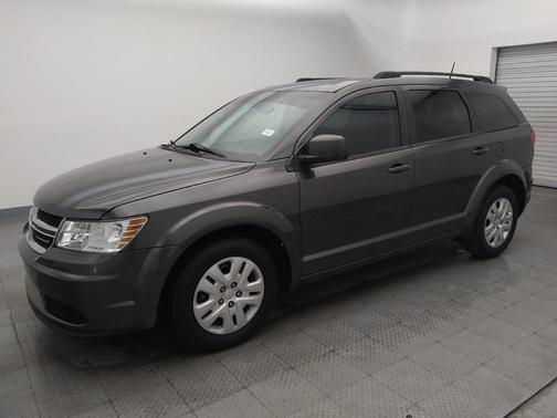 Granite Pearlcoat 2020 Dodge Journey SE Value