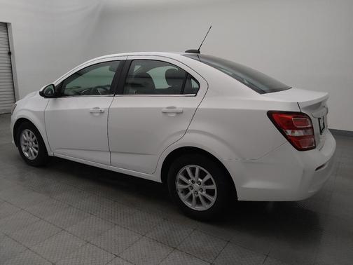 2020 Chevrolet Sonic FWD Sedan LT