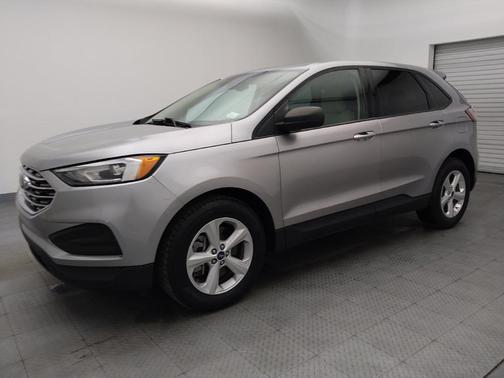 2021 Ford Edge SE