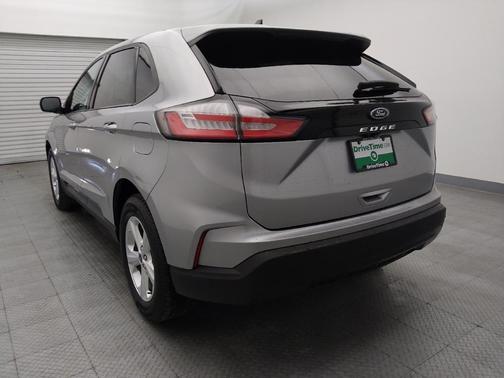 2021 Ford Edge SE