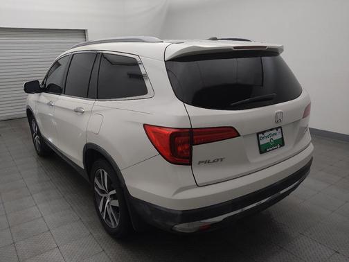 White Diamond Pearl 2018 Honda Pilot Elite