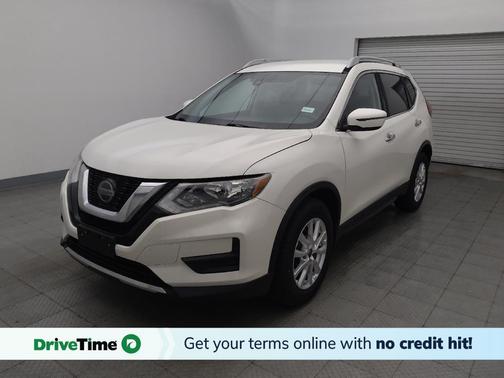 White 2019 Nissan Rogue SV