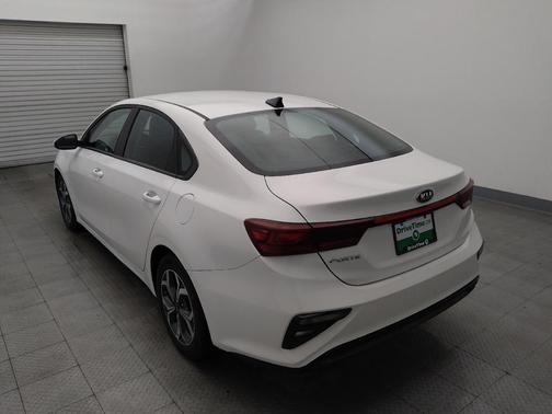 Clear White 2021 Kia Forte LXS
