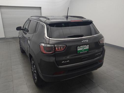 Granite Crystal Metallic Clearcoat 2022 Jeep Compass Limited
